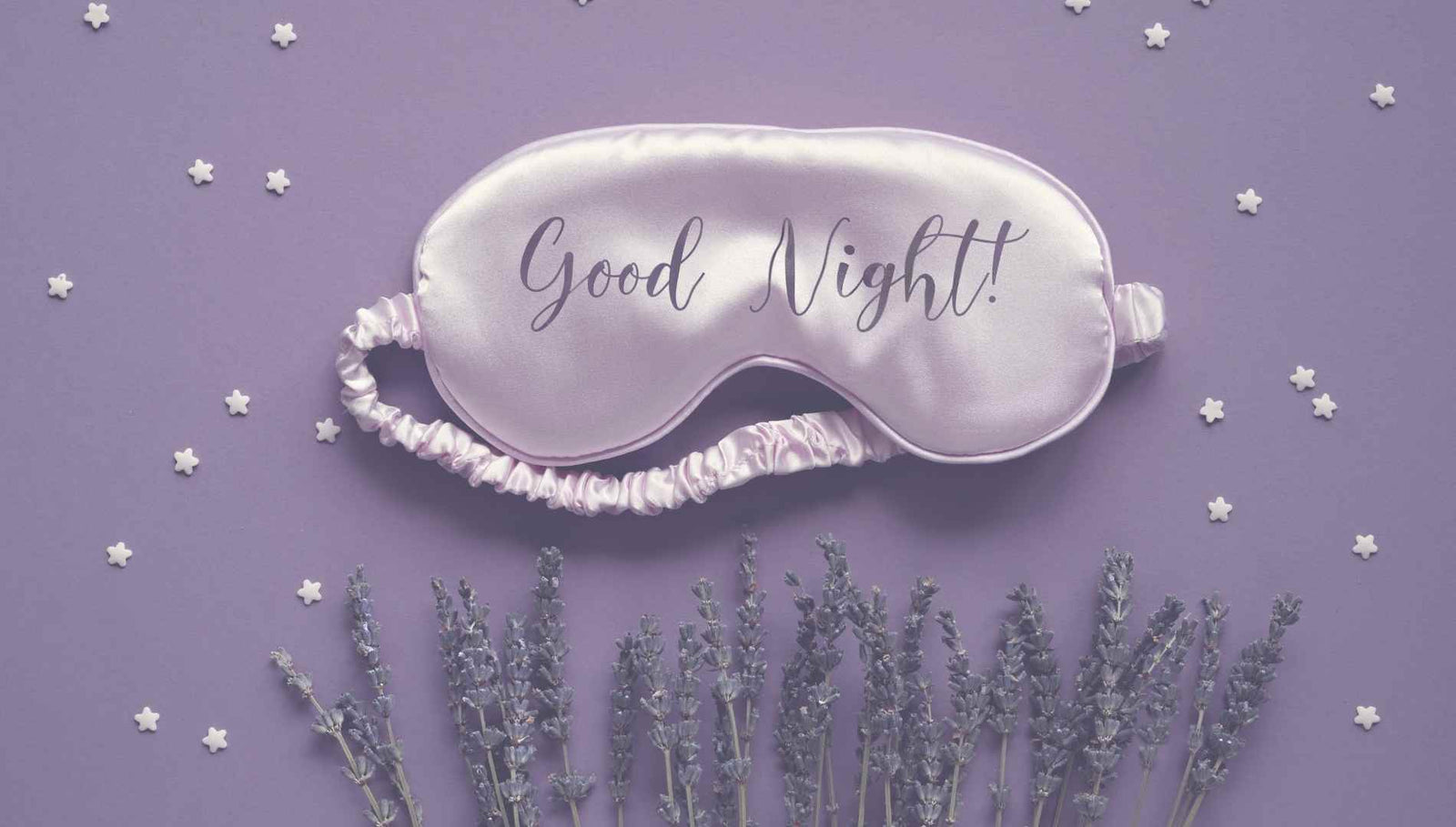 Bild einer Schlafmaske mit Lavendel und Sternen