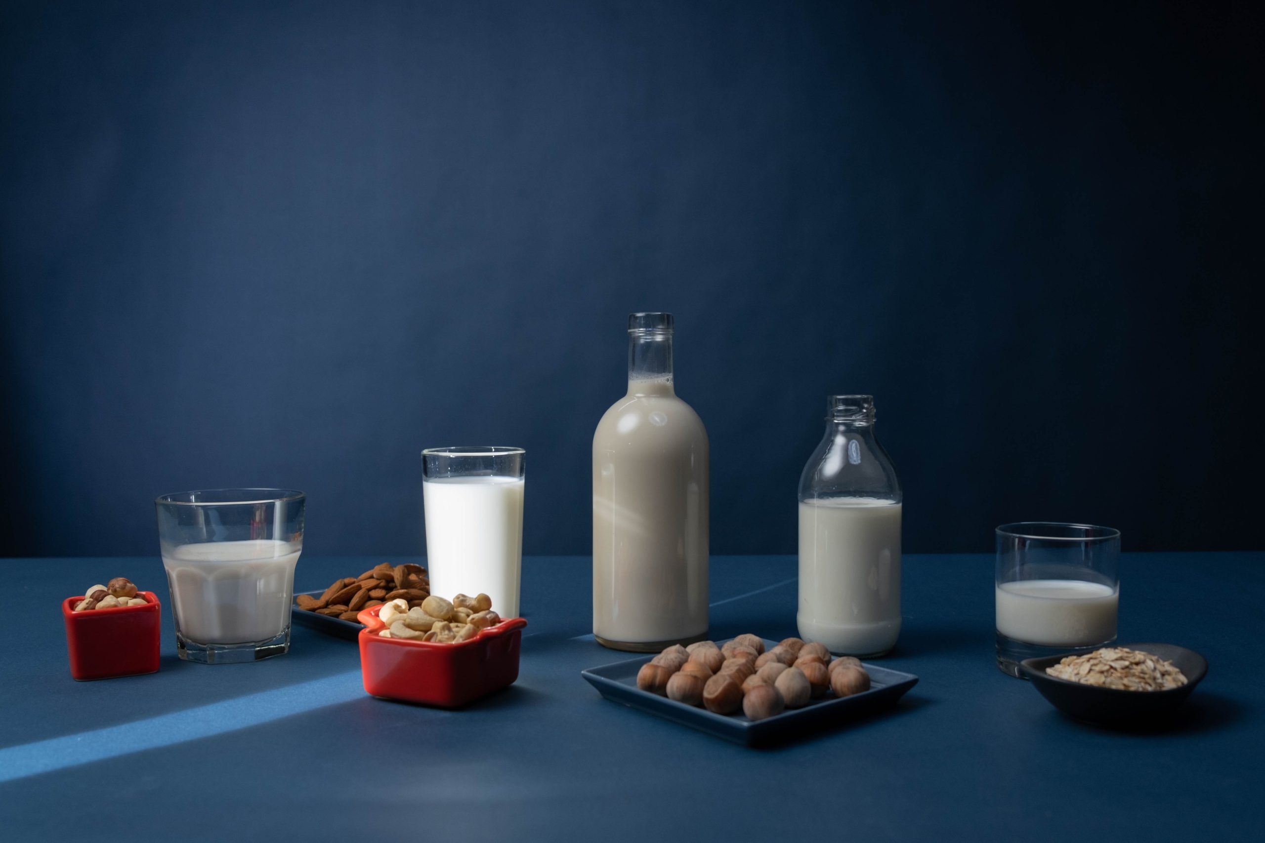 Mandelmilch selber machen: ohne Zucker, Gluten & Lactose sowie für Vegerarier & Veganer geeignet